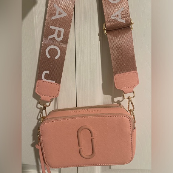 Handbags - COPY - pink marc jacob’s snapshot bag